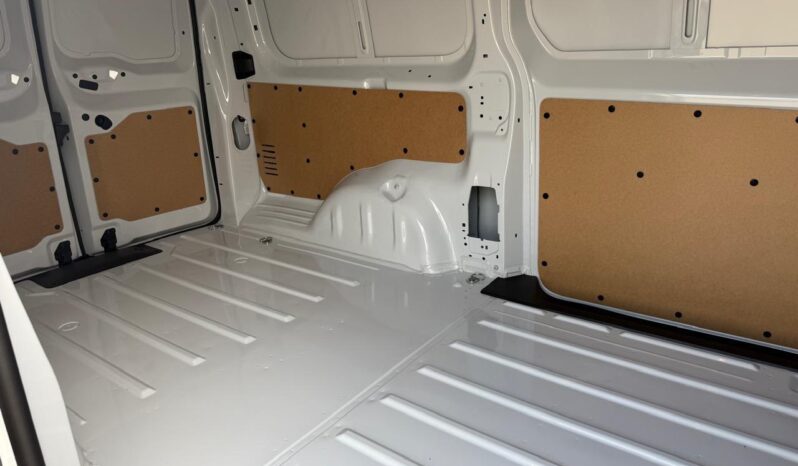 
								Peugeot expert van full									