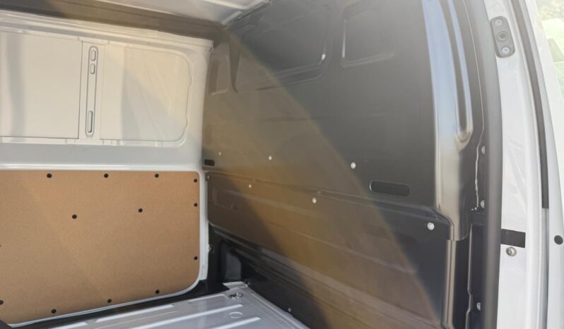 
								Peugeot expert van full									