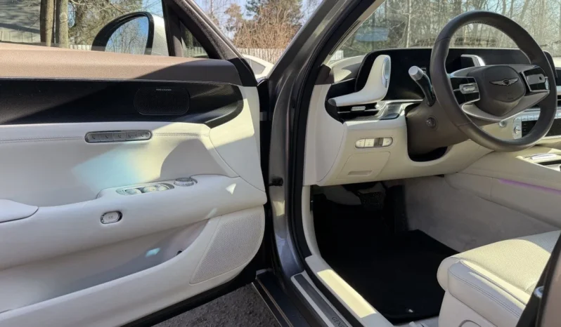
								Genesis G90 3.5 AT, 2023, 49 100 км full									