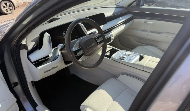 
								Genesis G90 3.5 AT, 2023, 49 100 км full									
